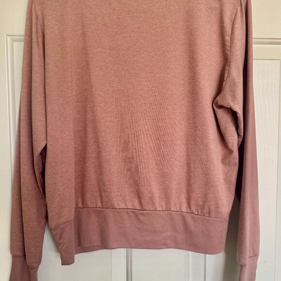 Vuori Women's Pink Long Sleeve Top - Picture 6 of 15